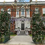 Garden flat close to Greenwich Park
