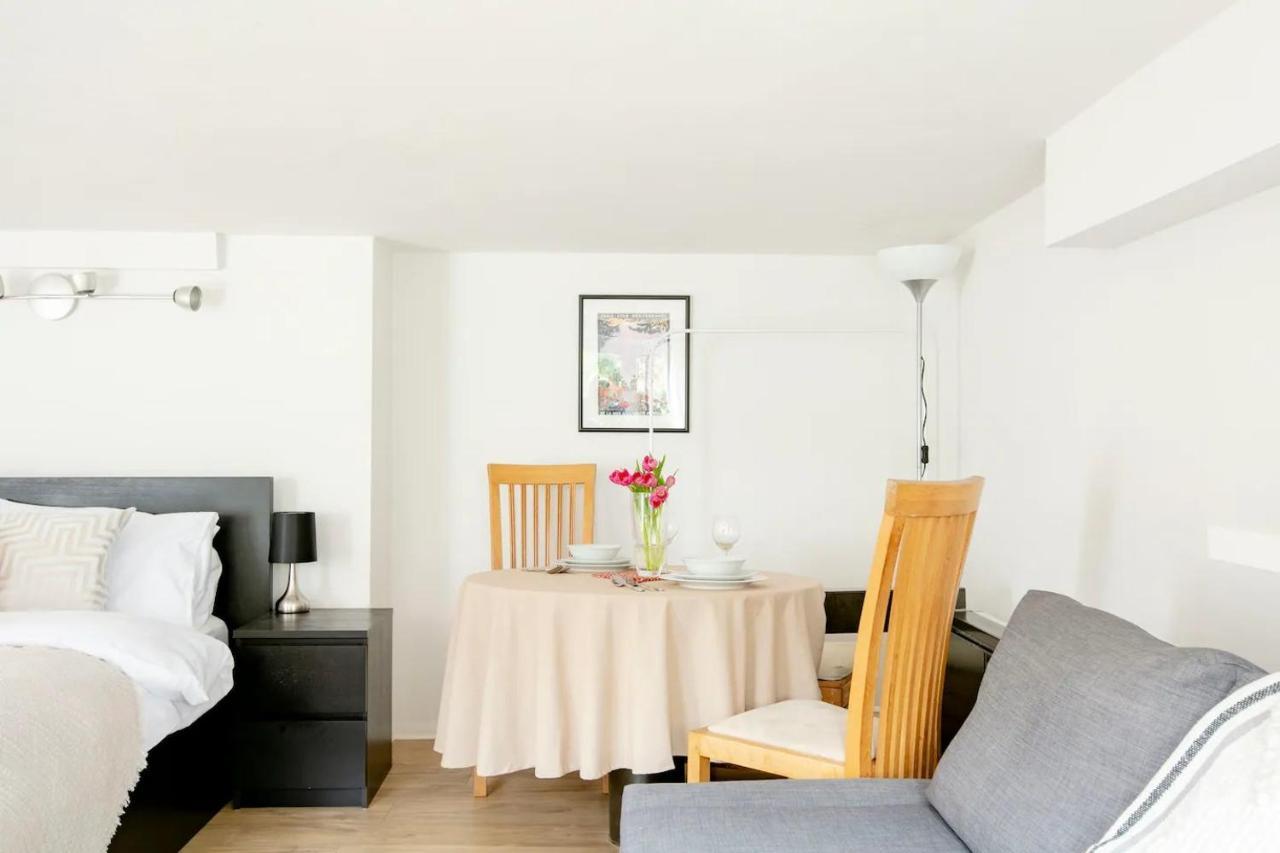 Apartment Garden Flat On Leafy Cator Estate In Blackheath