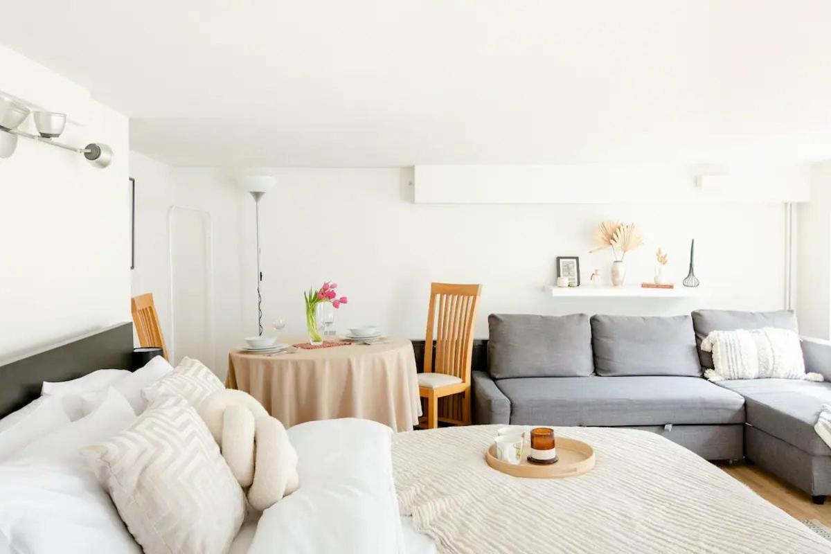 Garden Flat On Leafy Cator Estate In Blackheath Apartment London