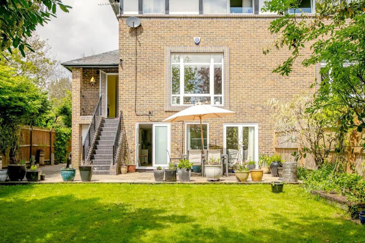 Garden Flat On Leafy Cator Estate In Blackheath Apartment London